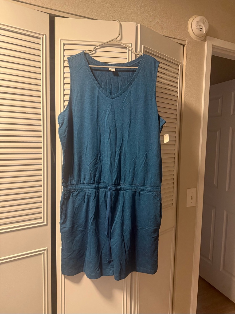Amazon Teal V-Neck Sleeveless Midi Dress